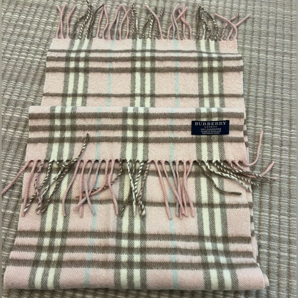 Pink burberry cashmere scarf